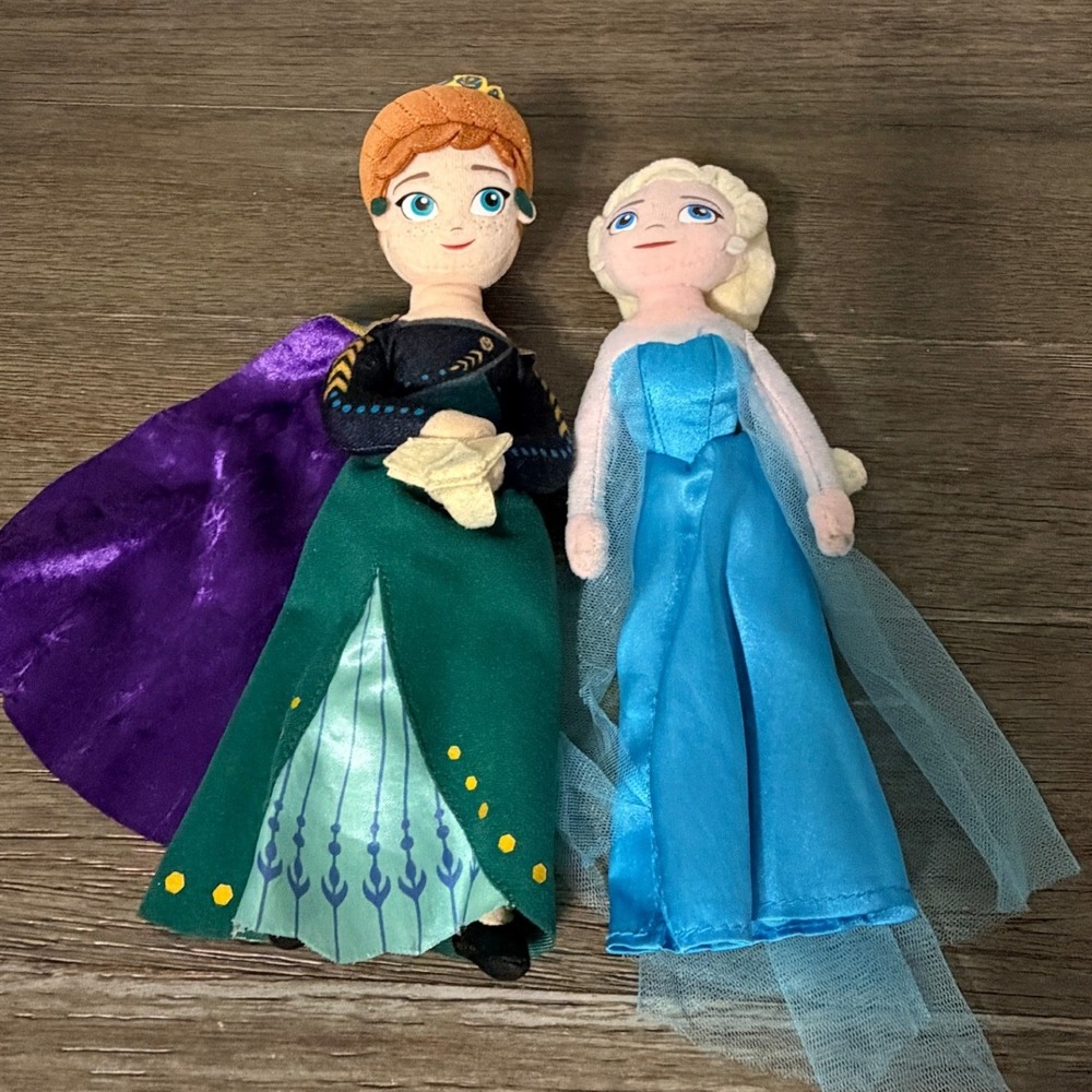 Disney Frozen Anna Elsa Plush Doll Set Stuffed Toy Sisters Princess Arendelle